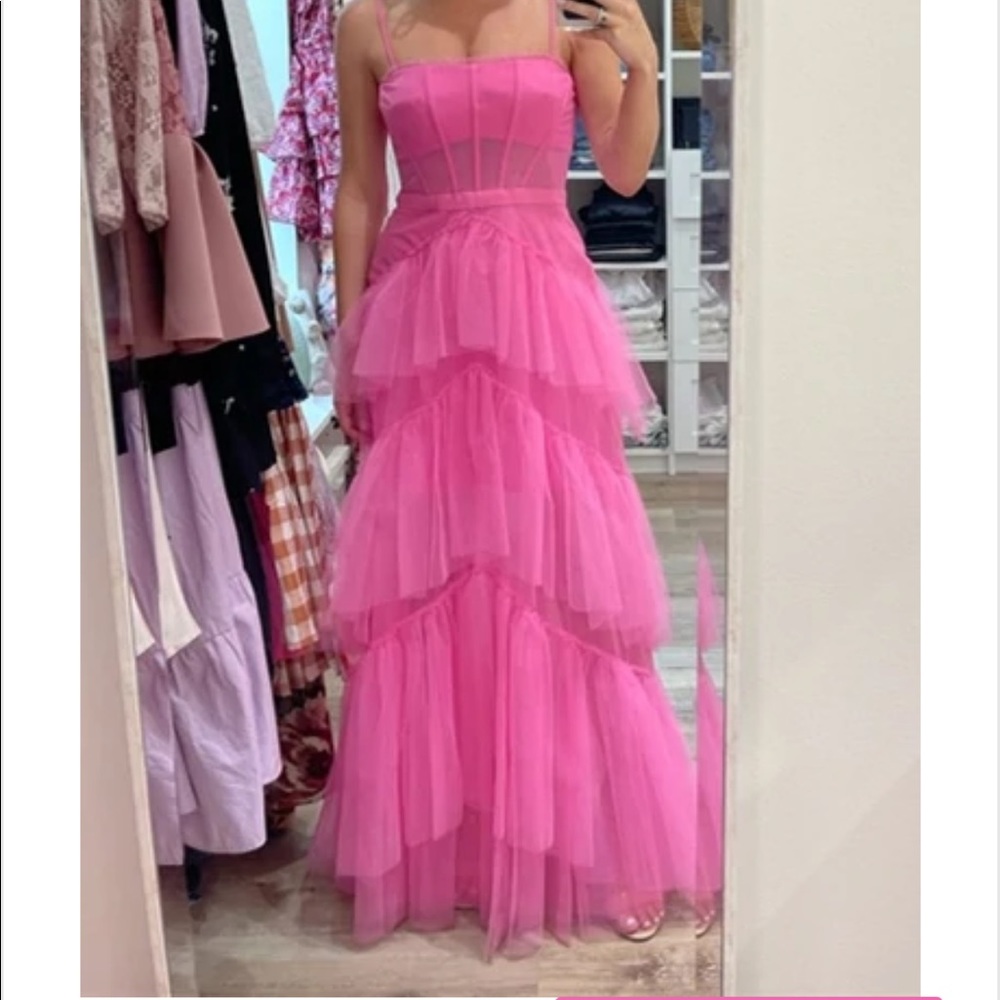 Prom dress never worn!